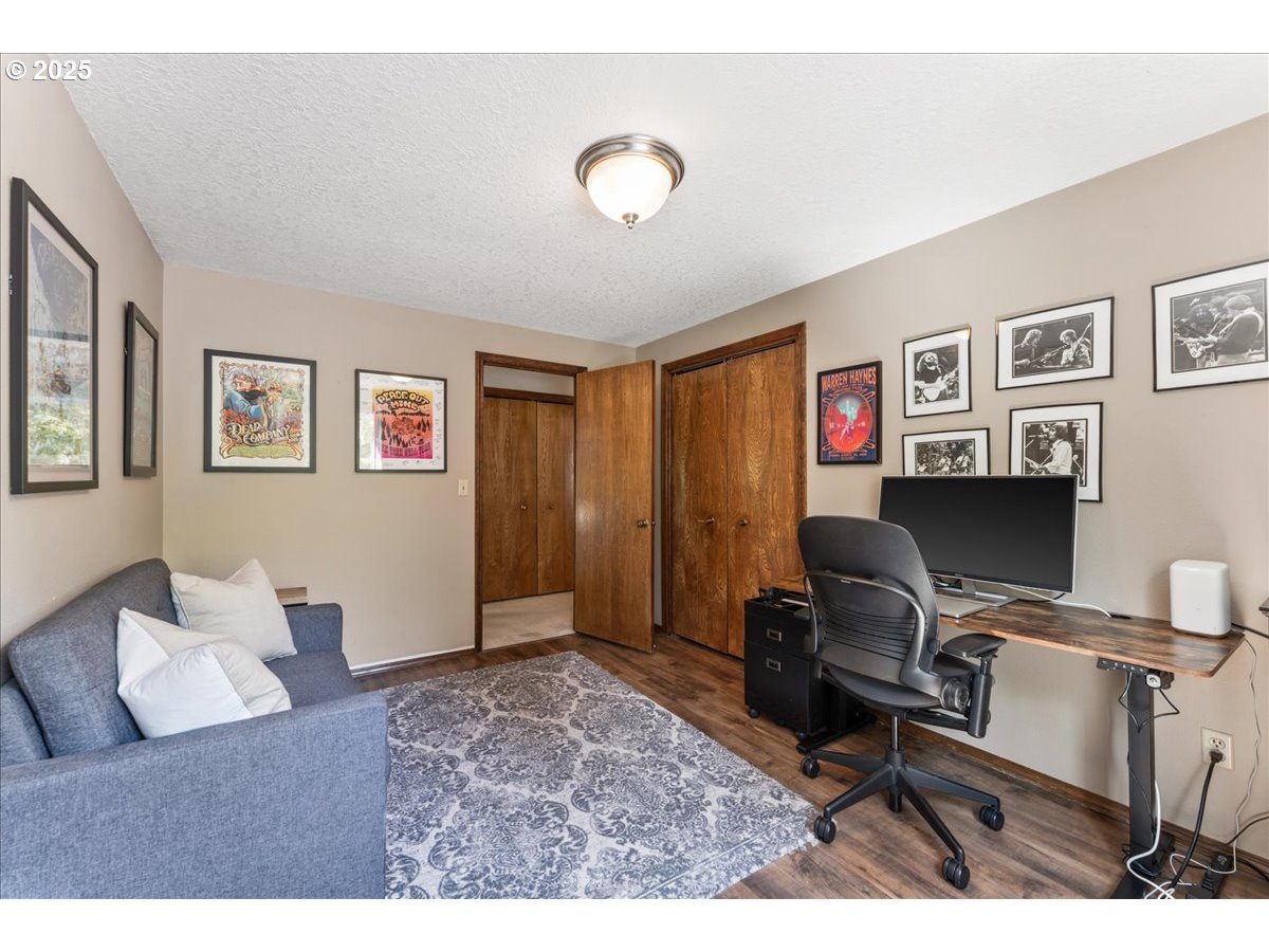 17349 Southwest Rivendell Drive Portland, OR 97224 - Photo 33 of 47 Gallery Image 33