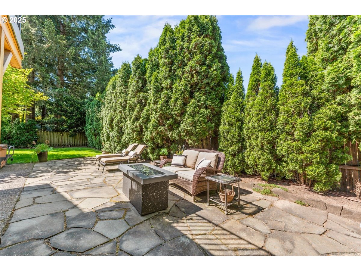 17349 Southwest Rivendell Drive Portland, OR 97224 - Photo 37 of 47 Gallery Image 37