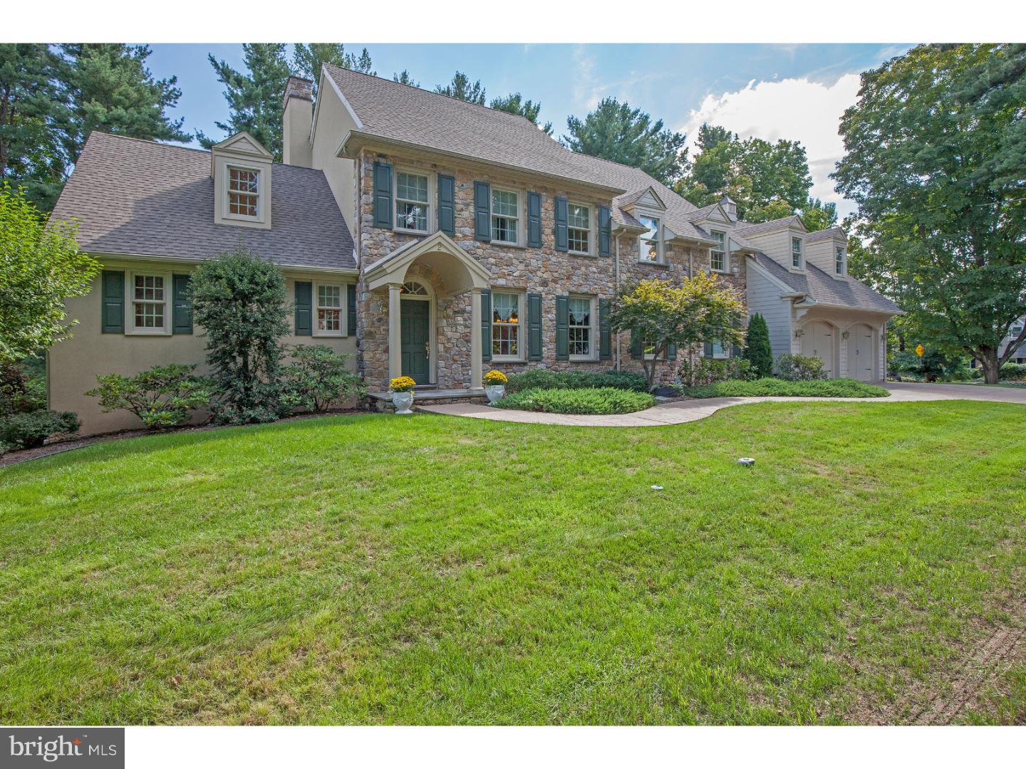 2 Trellis Path Doylestown, PA 18901 - Photo 1 of 25 Exterior Front