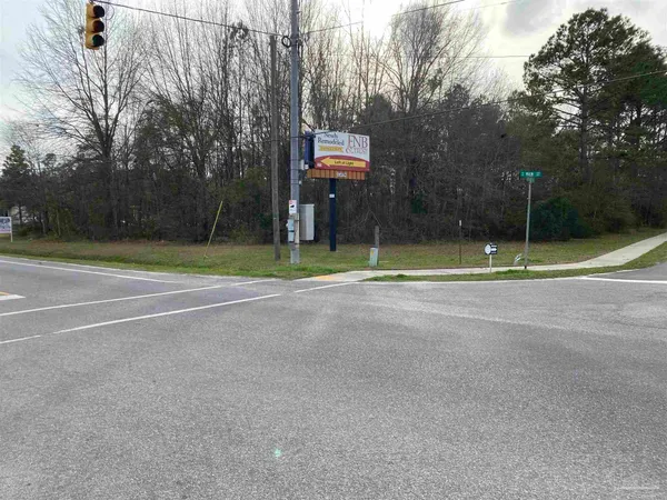 $229,900 | 1400 South Main Street, Atmore, AL 36502