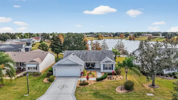a front view of house with entertaining space