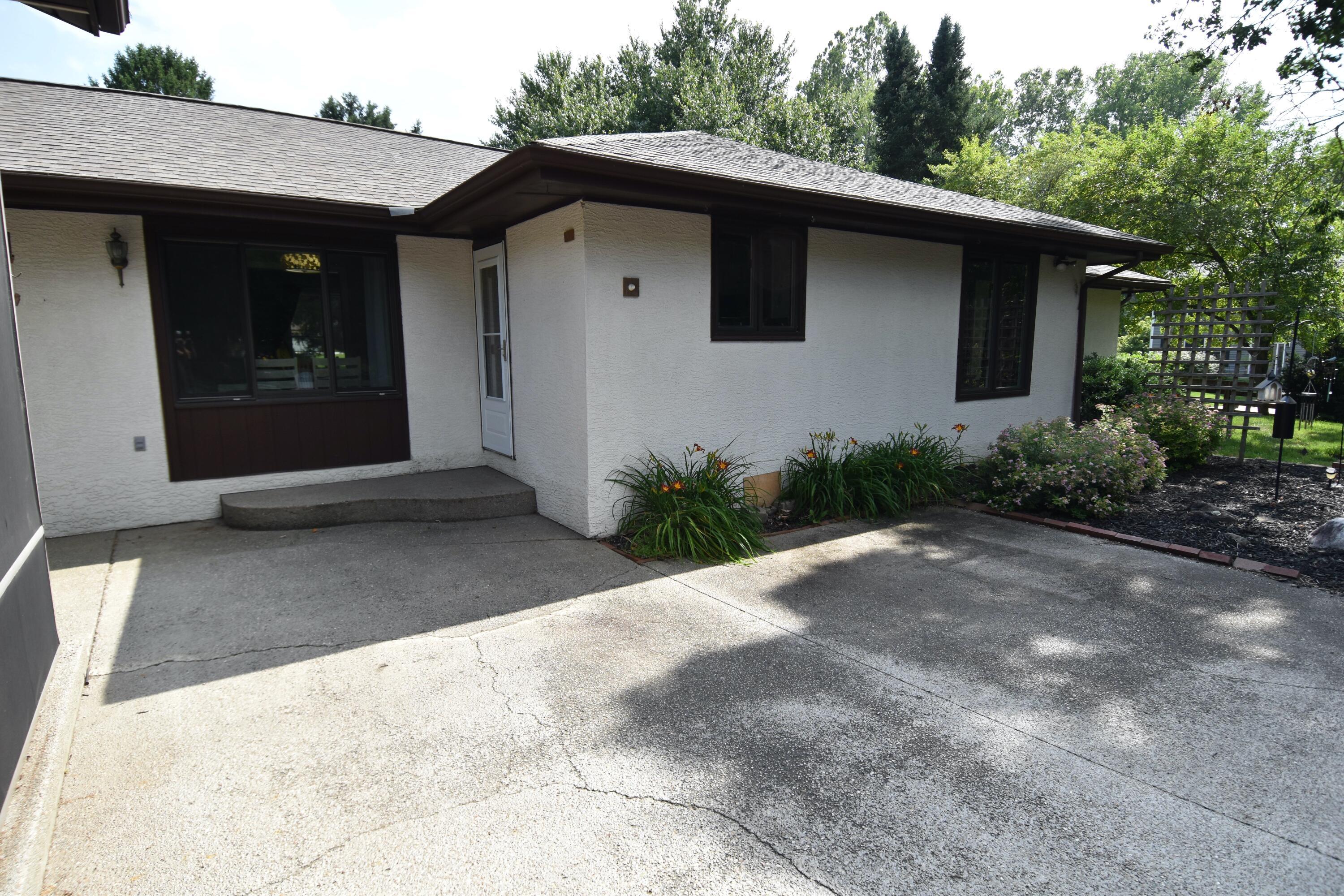 15 Tow Path Road Granville, OH 43023 - Photo 77 of 79 Patio