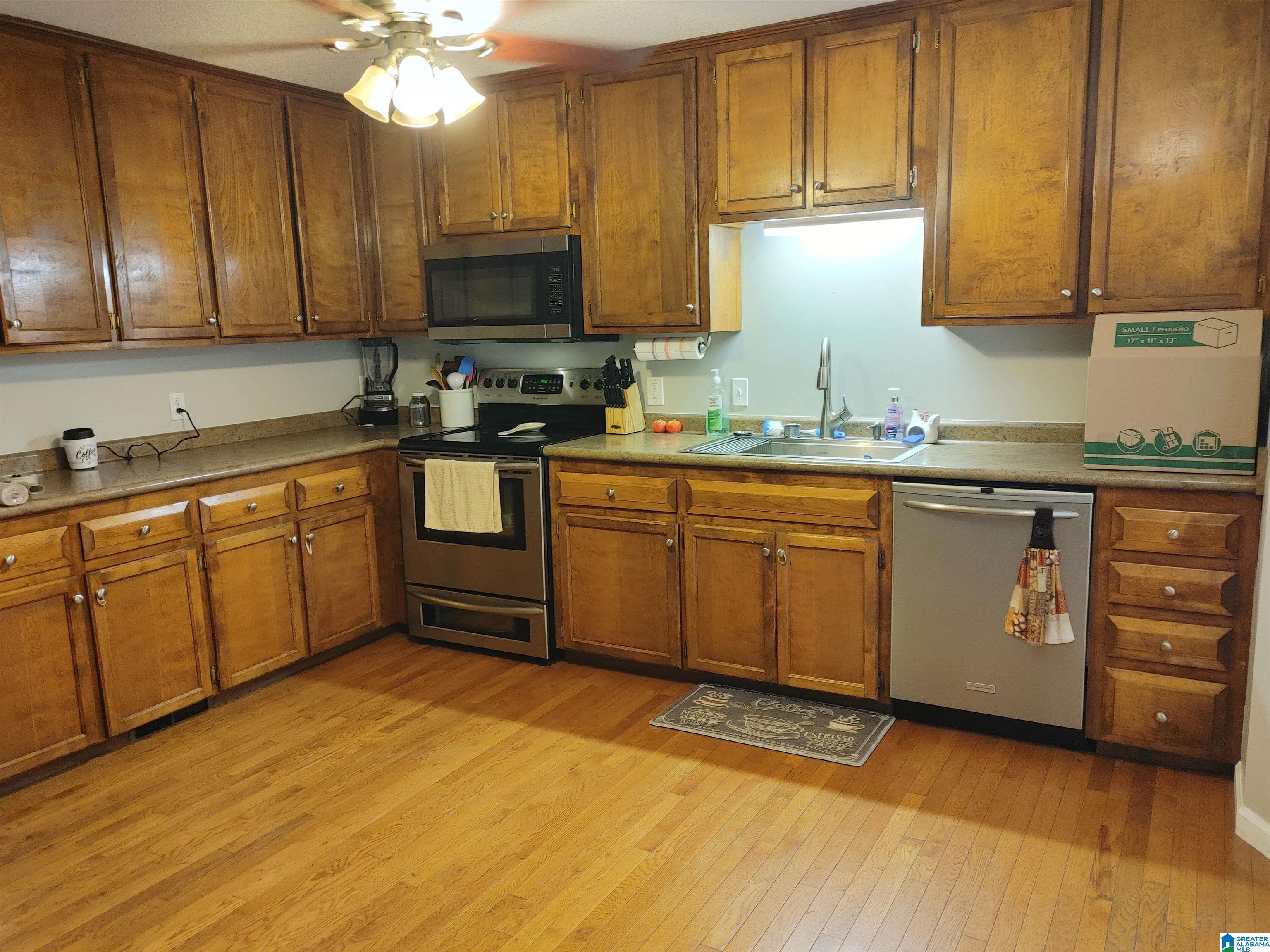 151 Fulton Circle Sylacauga, AL 35150 - Photo 6 of 18