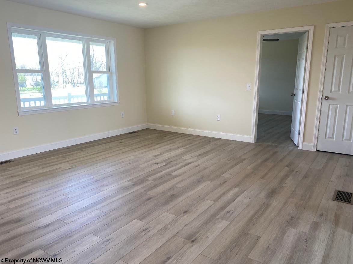 266 Pride Ridge Road Fairmont, WV 26554 - Photo 5 of 12 Gallery Image 5