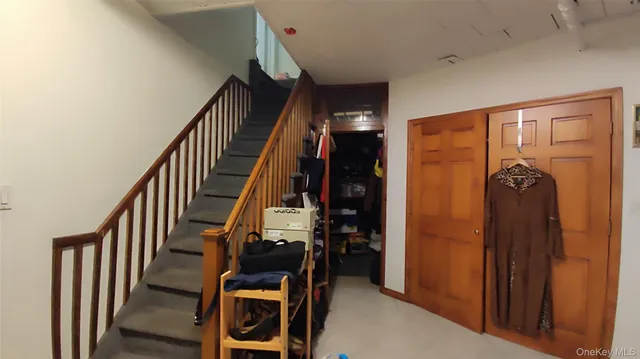 $2,570,000 | 81-77 Utopia Parkway | Jamaica Estates