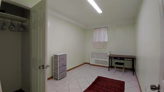 $2,570,000 | 81-77 Utopia Parkway | Jamaica Estates