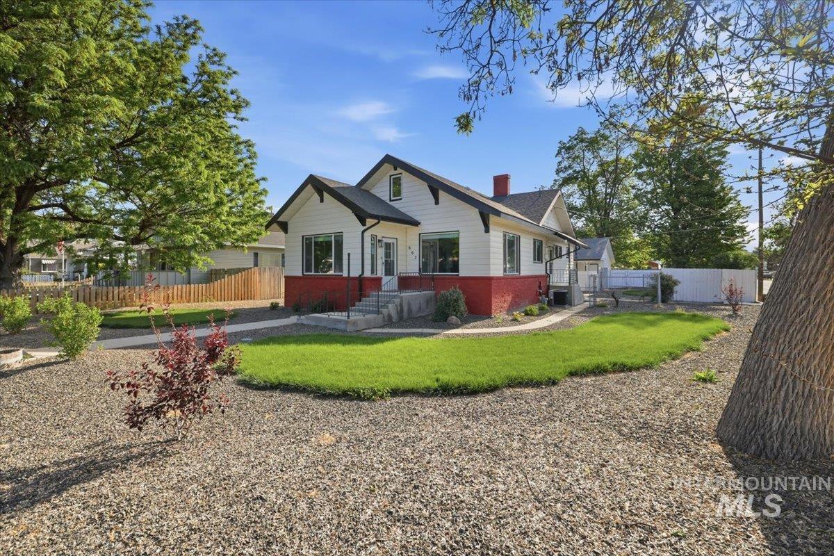 602 North 5th Street Parma, ID 83660 - Photo 2 of 24