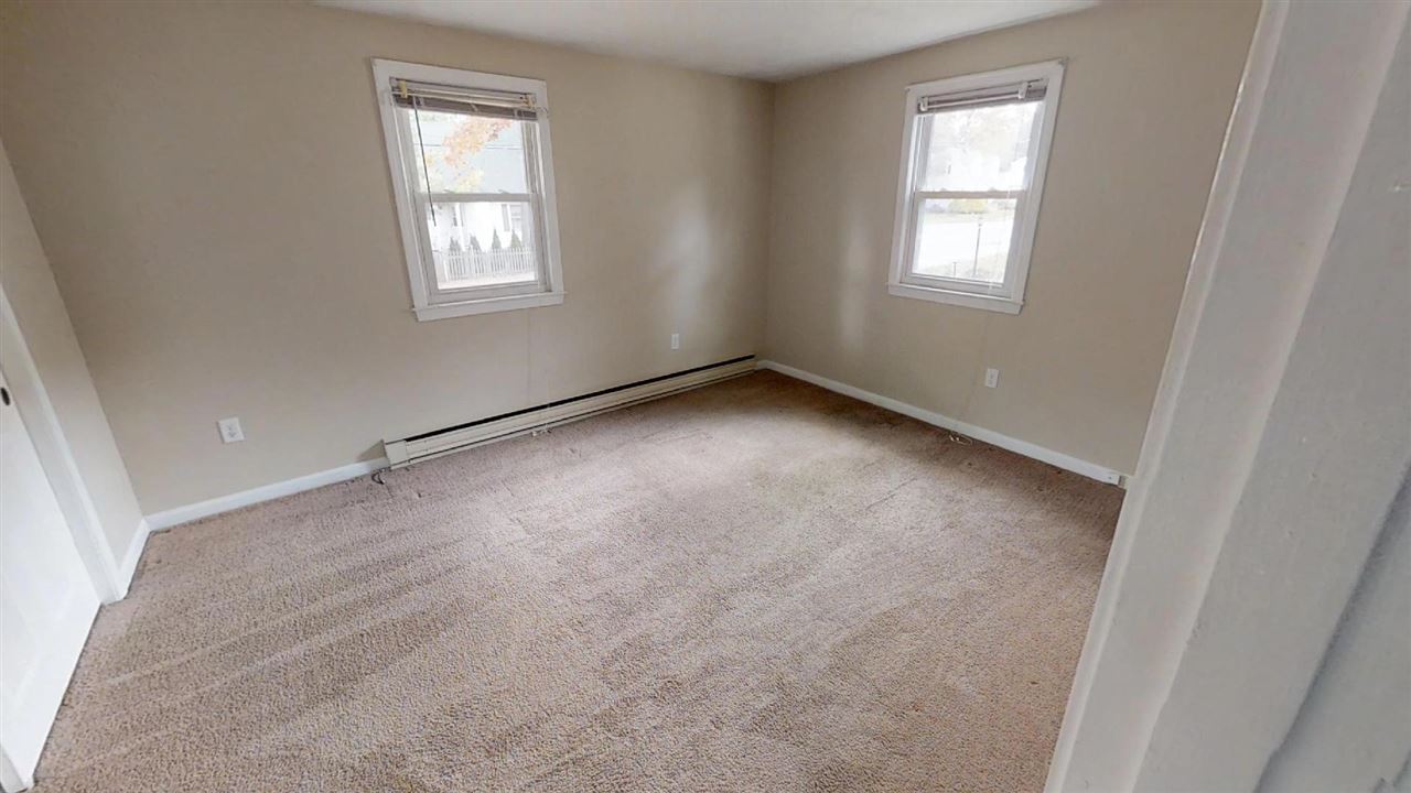175 Smyth Road Manchester, NH 03104 - Photo 12 of 31