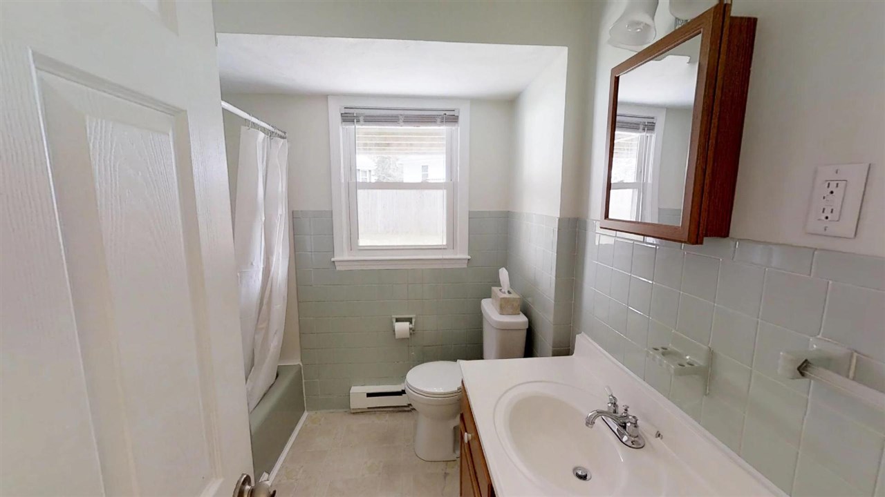 175 Smyth Road Manchester, NH 03104 - Photo 25 of 31