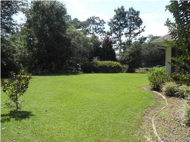 925 Farmington Road Pensacola, FL 32504 - Photo 17 of 19 Huge Backyard