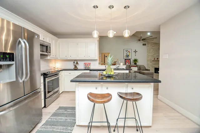 $296,000 | 4901 East Columbary Drive, Rosenberg, TX 77471