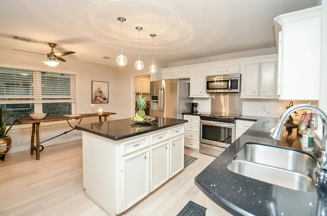 $296,000 | 4901 East Columbary Drive, Rosenberg, TX 77471