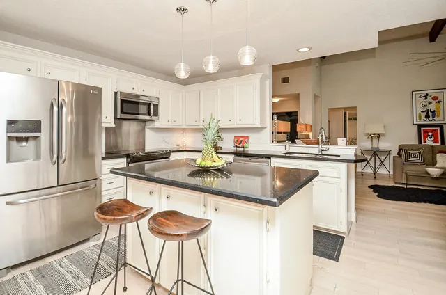 $296,000 | 4901 East Columbary Drive, Rosenberg, TX 77471