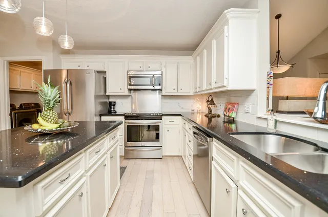 $296,000 | 4901 East Columbary Drive, Rosenberg, TX 77471