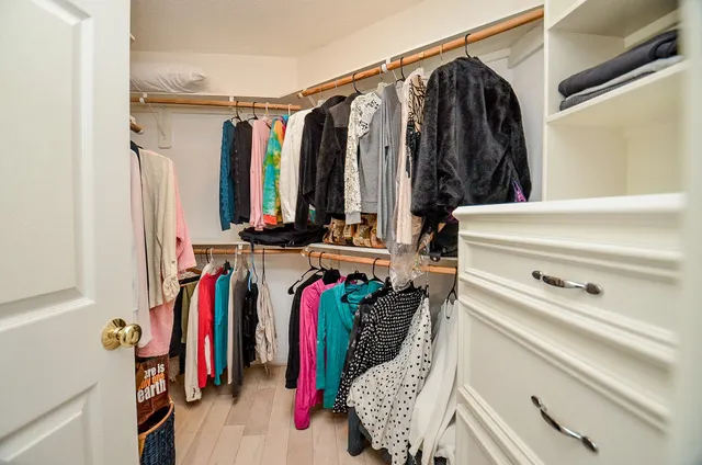 $296,000 | 4901 East Columbary Drive, Rosenberg, TX 77471