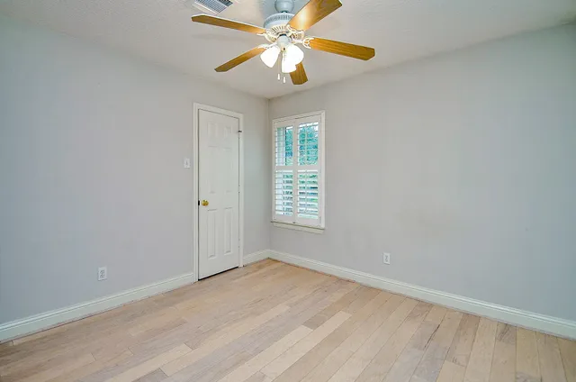 $296,000 | 4901 East Columbary Drive, Rosenberg, TX 77471