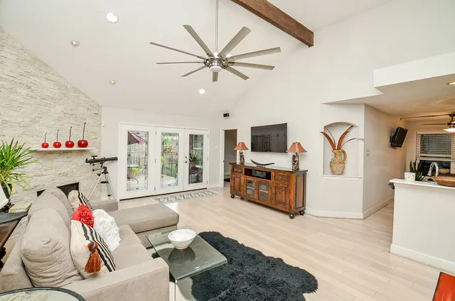 $296,000 | 4901 East Columbary Drive, Rosenberg, TX 77471