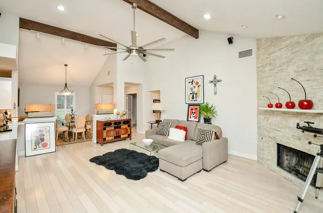 $296,000 | 4901 East Columbary Drive, Rosenberg, TX 77471