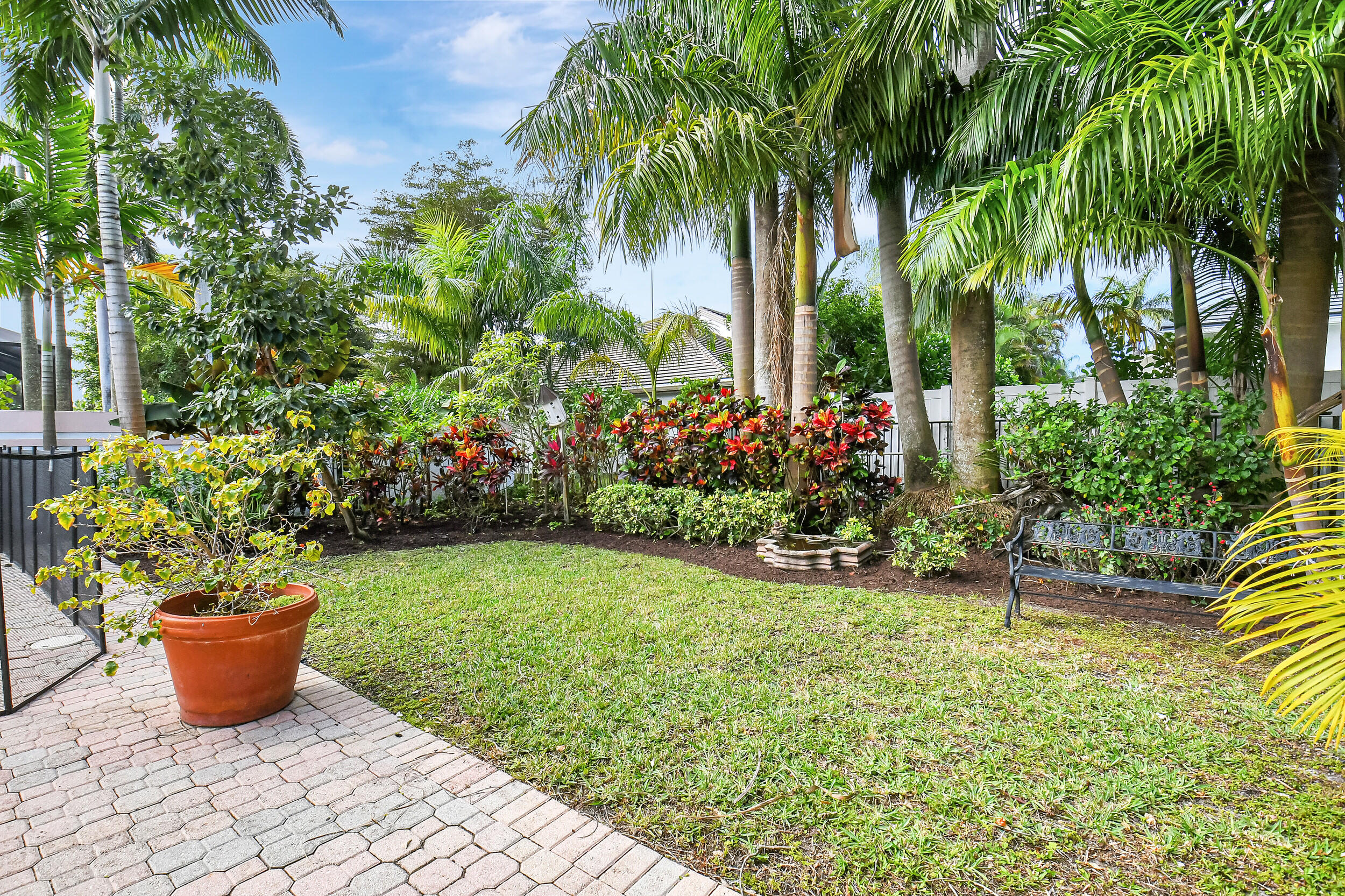 7190 Mallorca Crescent Boca Raton, FL 33433 - Photo 26 of 36 16_dsc_5485