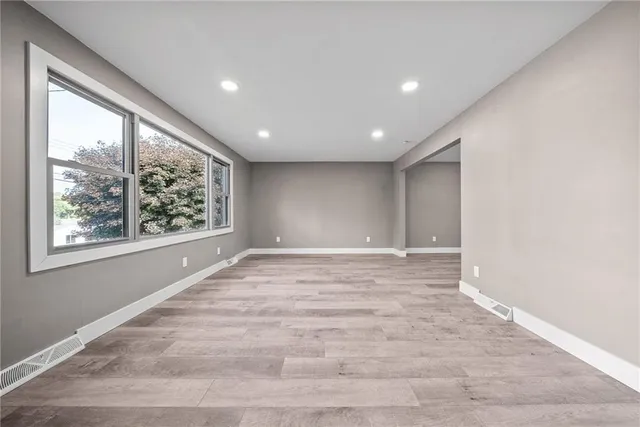 a view of empty room with window