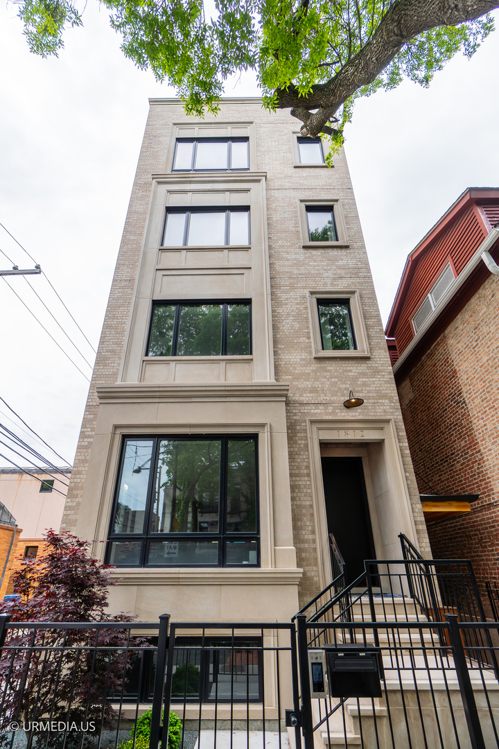 1812 North Howe Street, Unit PH Chicago, IL 60614 - Photo 1 of 40