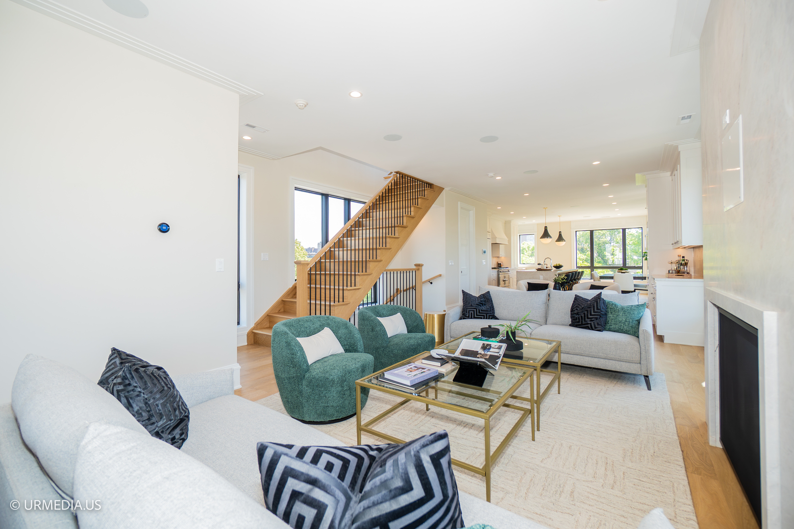 1812 North Howe Street, Unit PH Chicago, IL 60614 - Photo 13 of 40