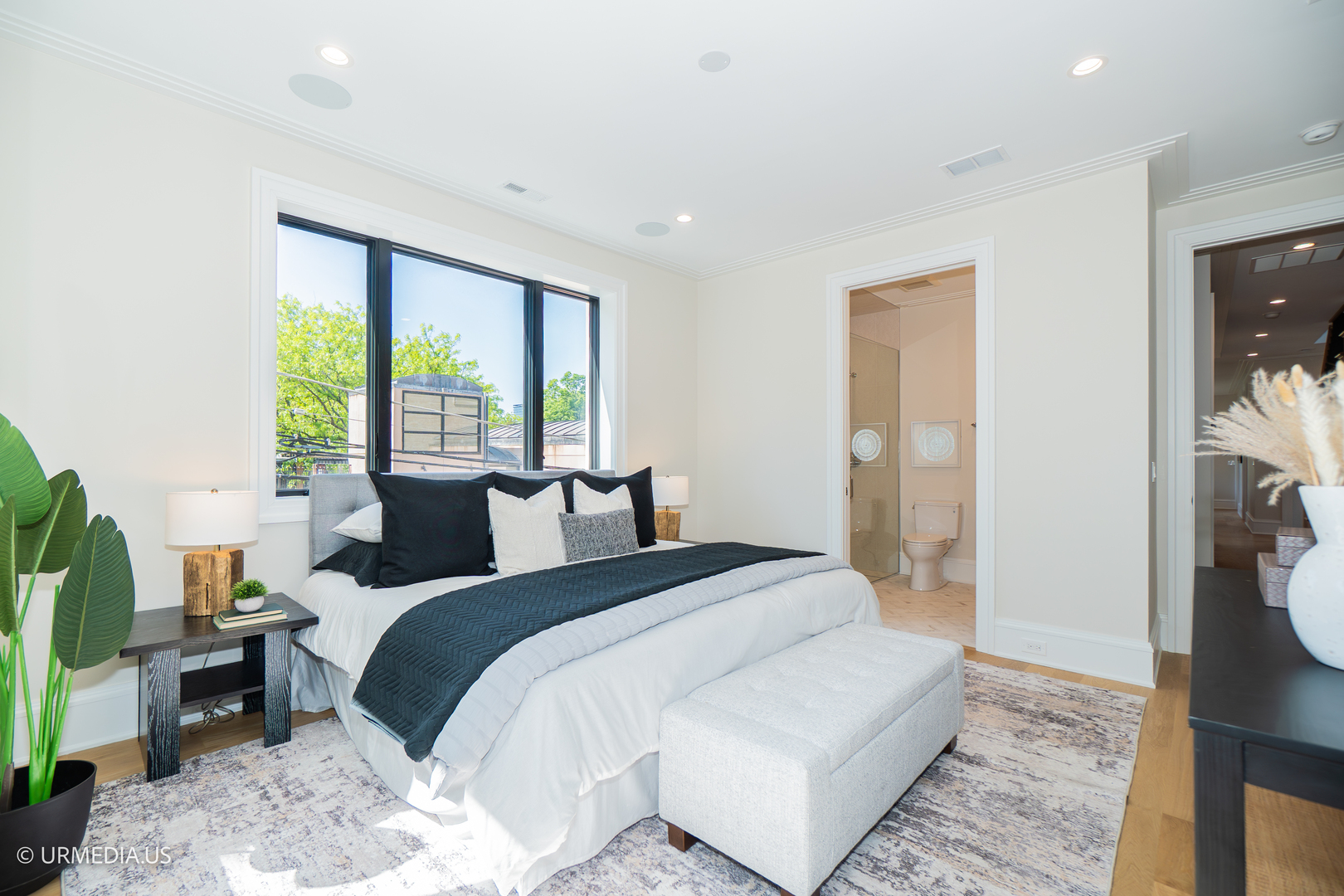 1812 North Howe Street, Unit PH Chicago, IL 60614 - Photo 16 of 40