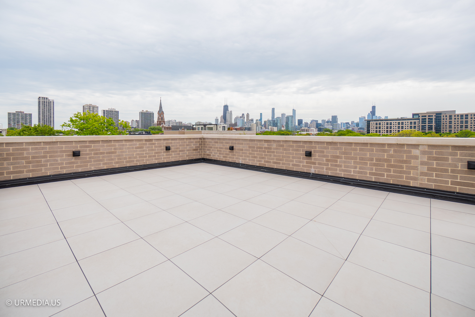 1812 North Howe Street, Unit PH Chicago, IL 60614 - Photo 34 of 40