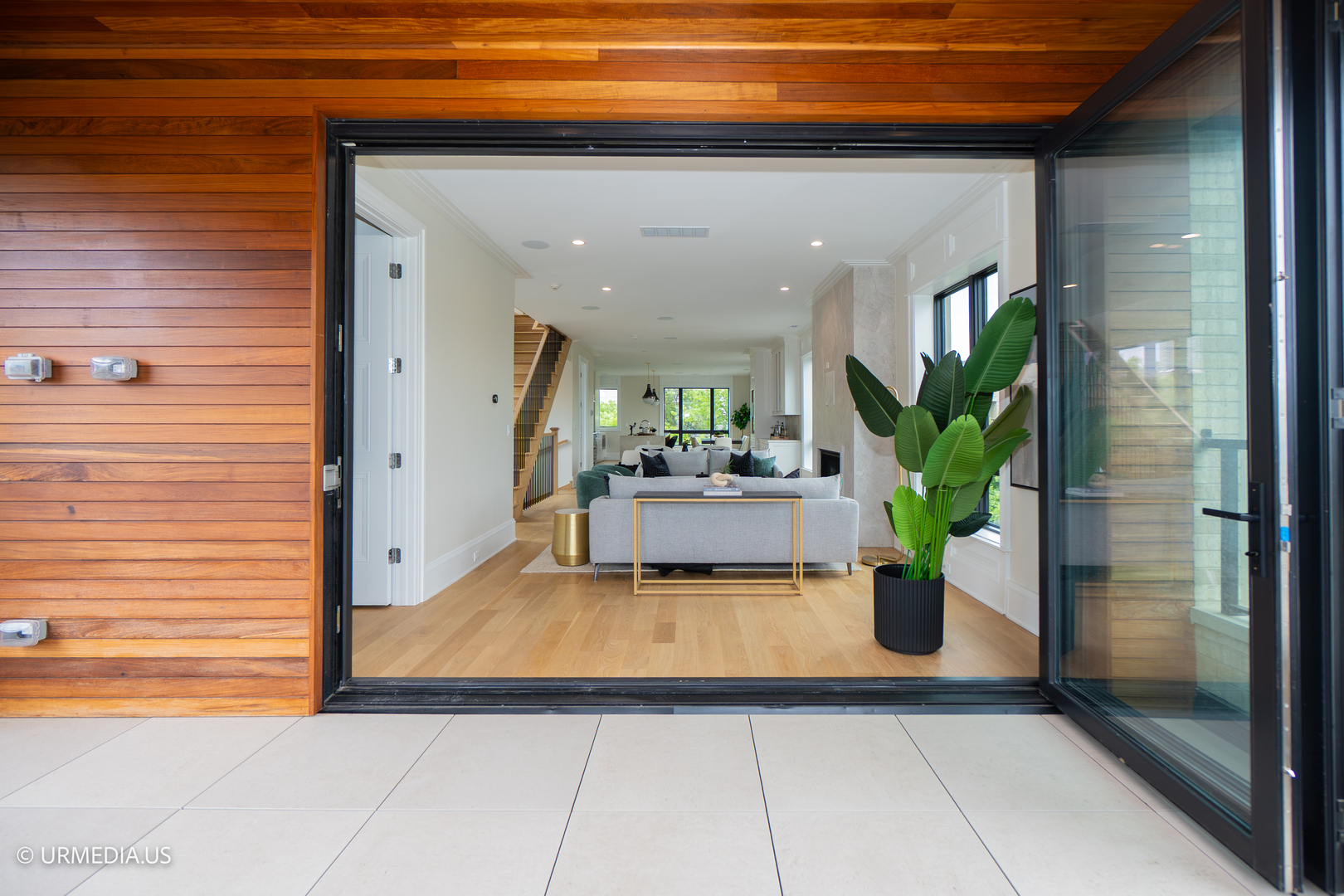 1812 North Howe Street, Unit PH Chicago, IL 60614 - Photo 7 of 40