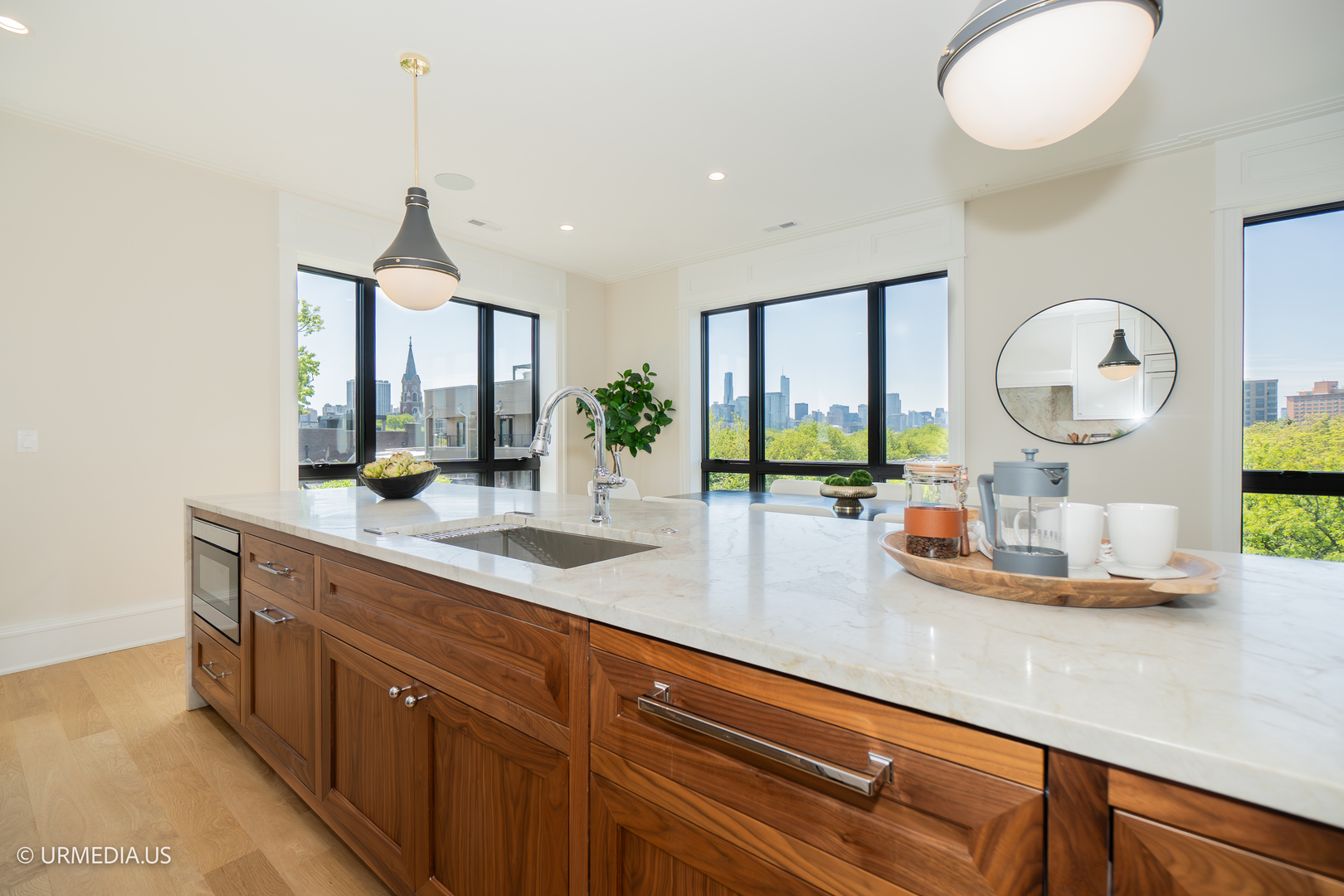 1812 North Howe Street, Unit PH Chicago, IL 60614 - Photo 9 of 40