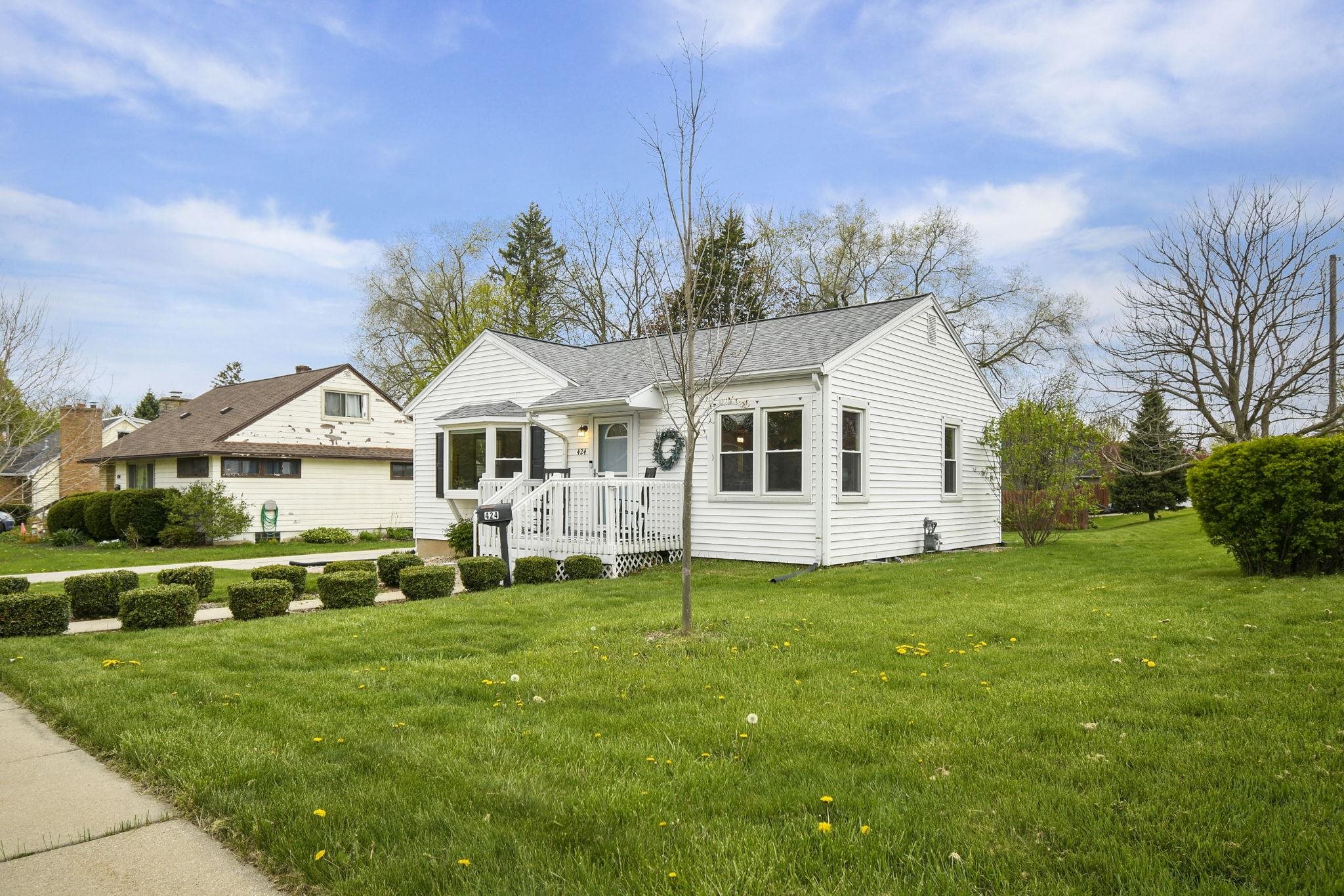 424 Martin Street Sun Prairie, WI 53590 - Photo 4 of 34
