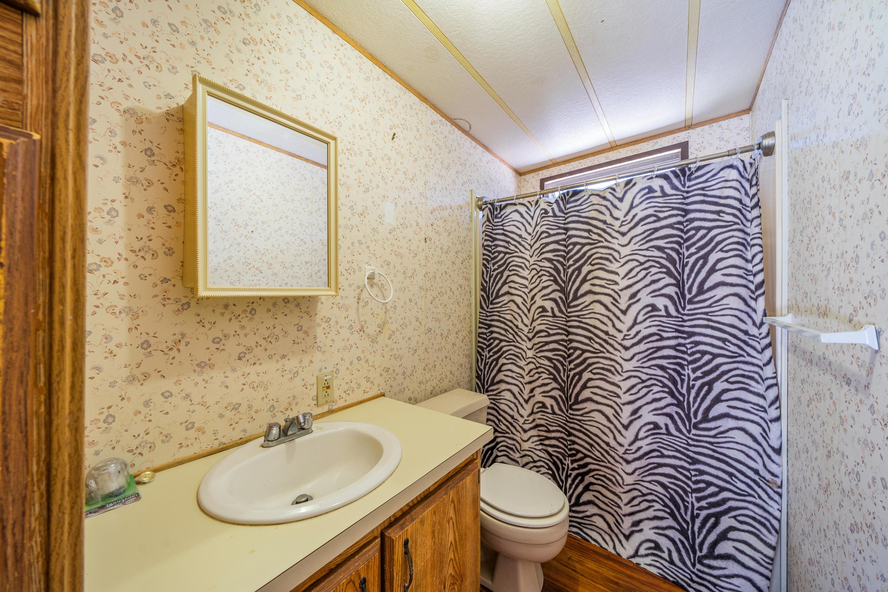 21325 Old Alturas Road Redding, CA 96003 - Photo 15 of 29 10810-25