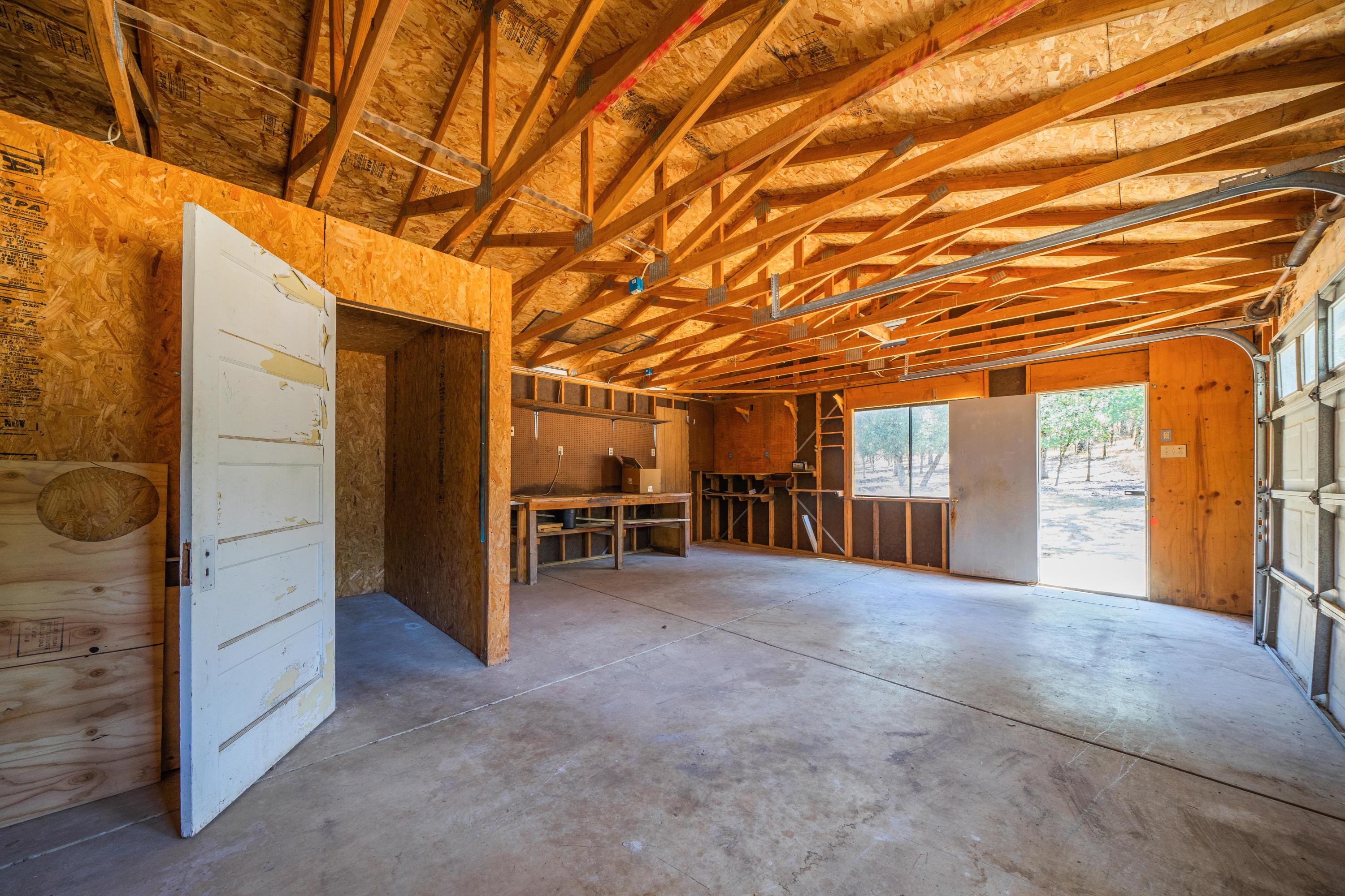 21325 Old Alturas Road Redding, CA 96003 - Photo 19 of 29 10810-21