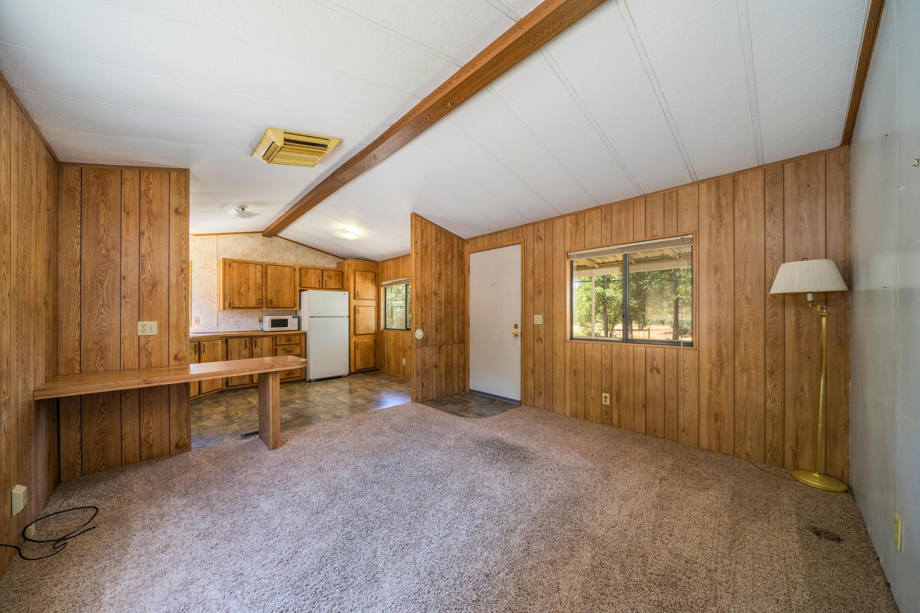 21325 Old Alturas Road Redding, CA 96003 - Photo 8 of 29 10810-35