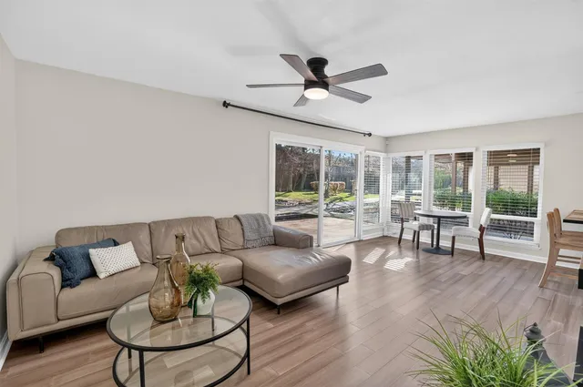 $225,000 | 2410 Larkspur Lane, Unit 243, Sacramento, CA 95825