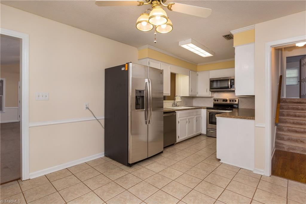 3320 Wide Country Road Pfafftown, NC 27040 - Photo 8 of 28 Gallery Image 8