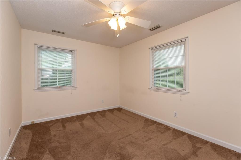 3320 Wide Country Road Pfafftown, NC 27040 - Photo 10 of 28 Gallery Image 10
