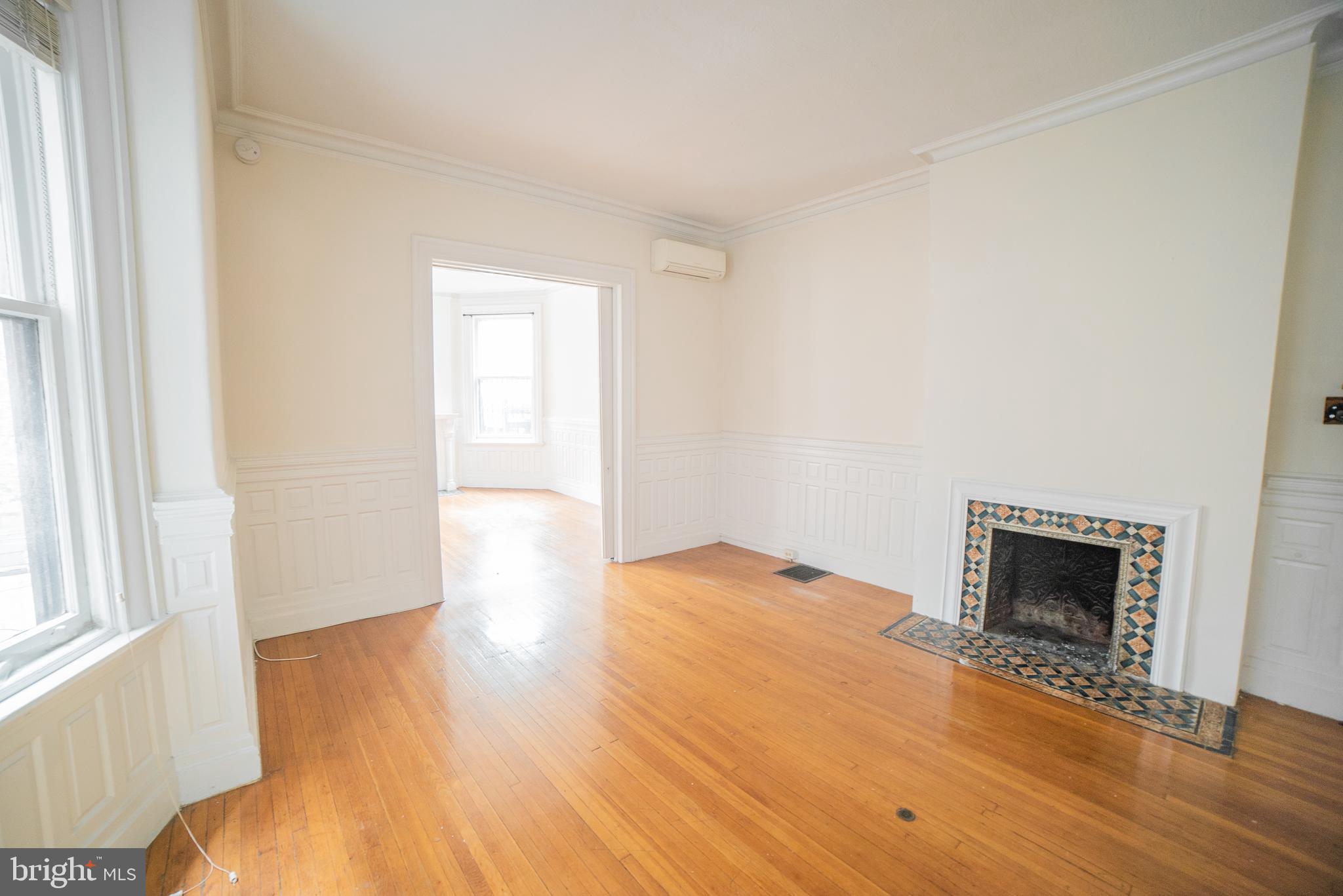 1919 Spruce Street, Unit 2R Philadelphia, PA 19103 - Photo 5 of 16