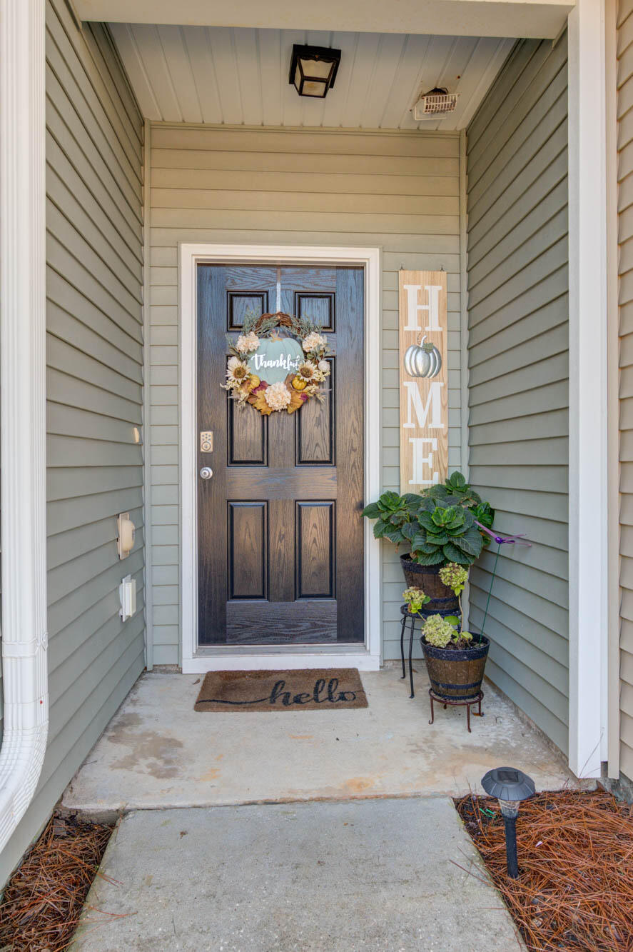 141 Woodward Road Goose Creek, SC 29445 - Photo 3 of 32 141Woodward-CalSiglerPhotography (3)