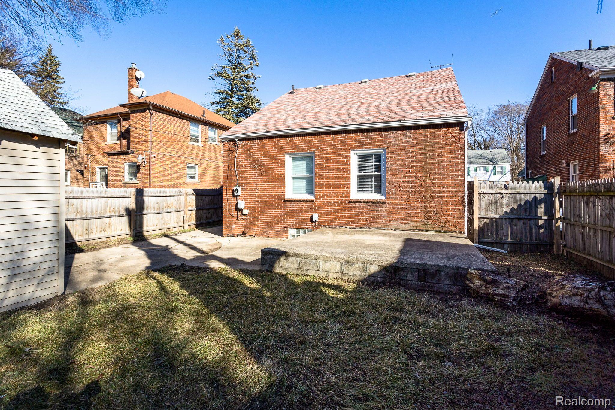 13963 Rutherford Street Detroit, MI 48227 - Photo 33 of 34
