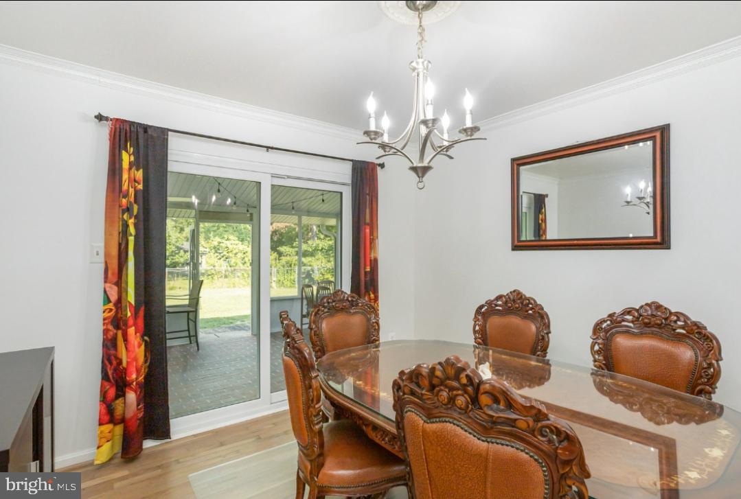 6919 Rolling Road Springfield, VA 22152 - Photo 14 of 42 Formal Dining