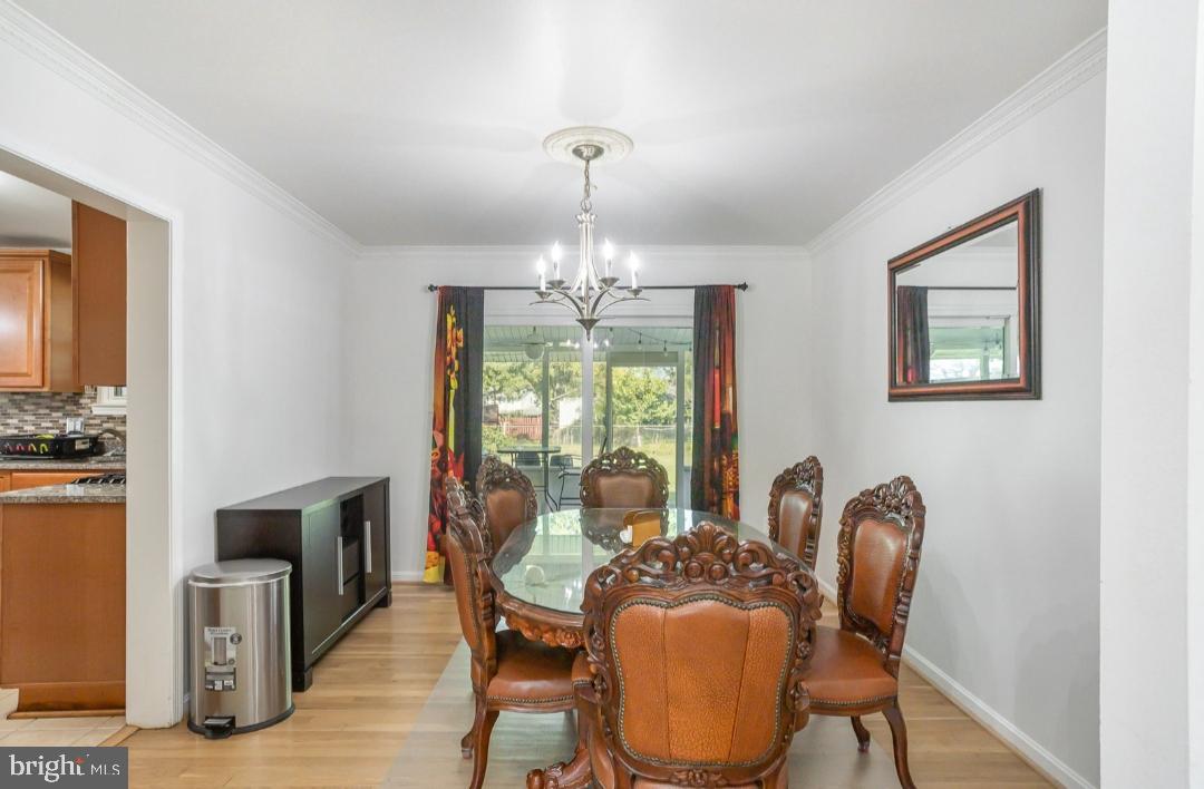 6919 Rolling Road Springfield, VA 22152 - Photo 16 of 42 Formal Dining