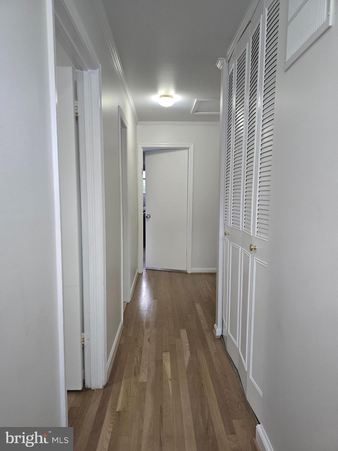 6919 Rolling Road Springfield, VA 22152 - Photo 19 of 42 Upstairs Hallway