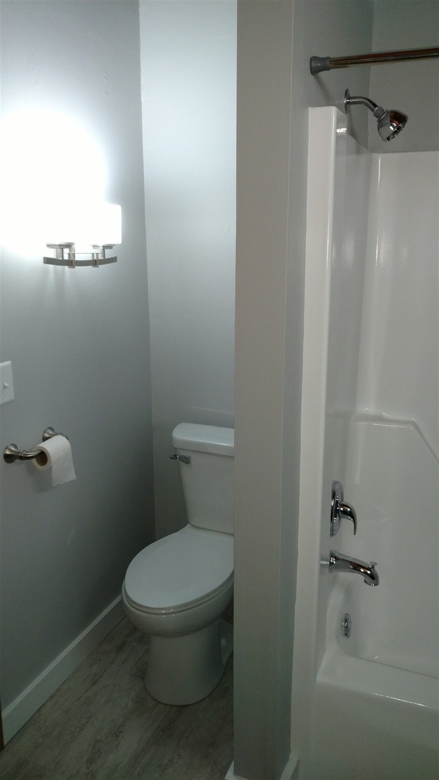 12724 Hardisty Road Fort Wayne, IN 46845 - Photo 8 of 33