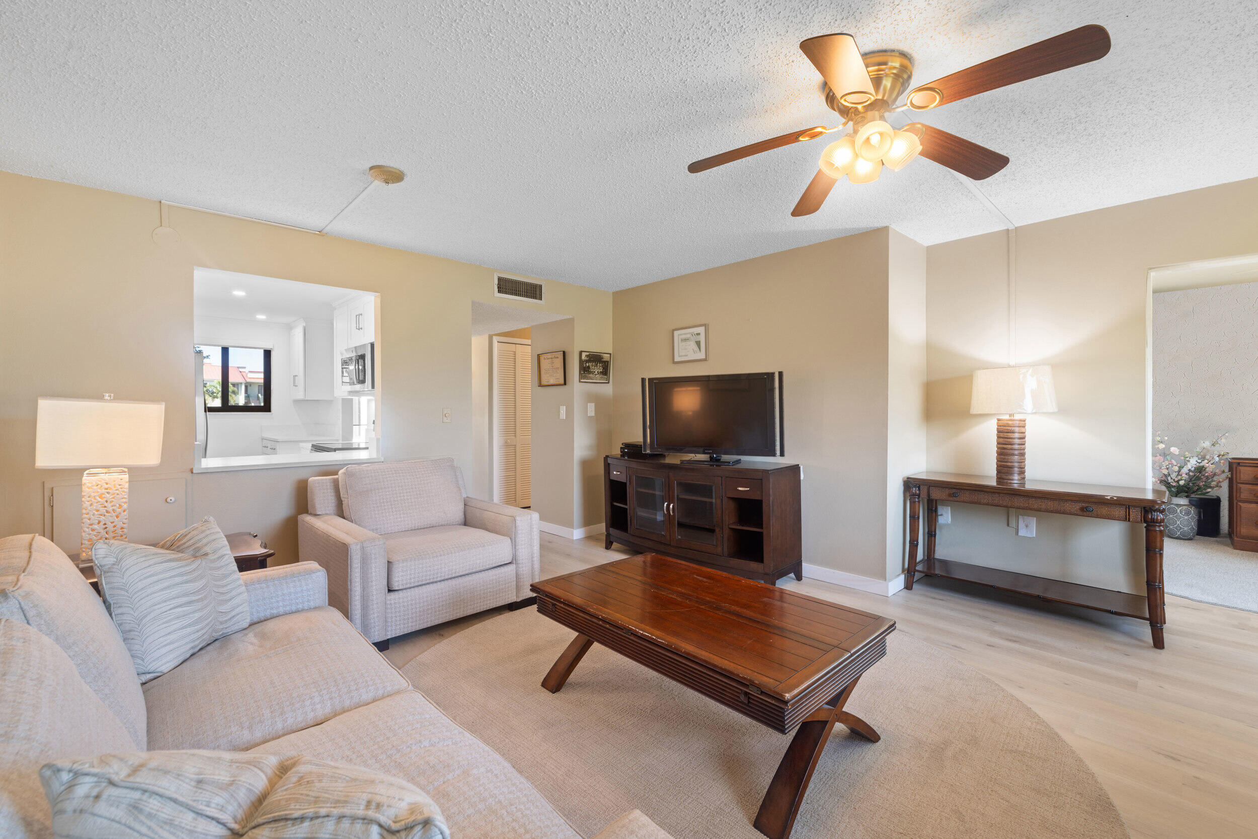 5443 Southeast Miles Grant Road, Unit D101 Stuart, FL 34997 - Photo 8 of 21 Living room detail