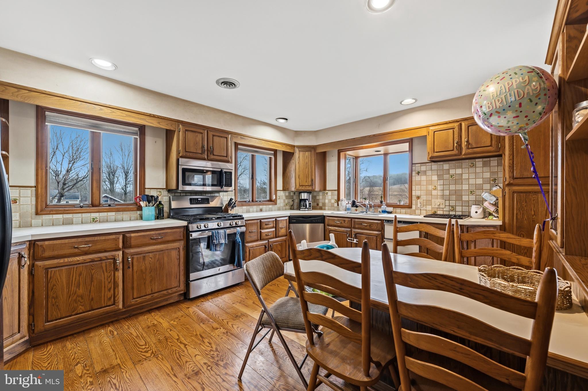 8849 Kistler Valley Road Kempton, PA 19529 - Photo 10 of 32