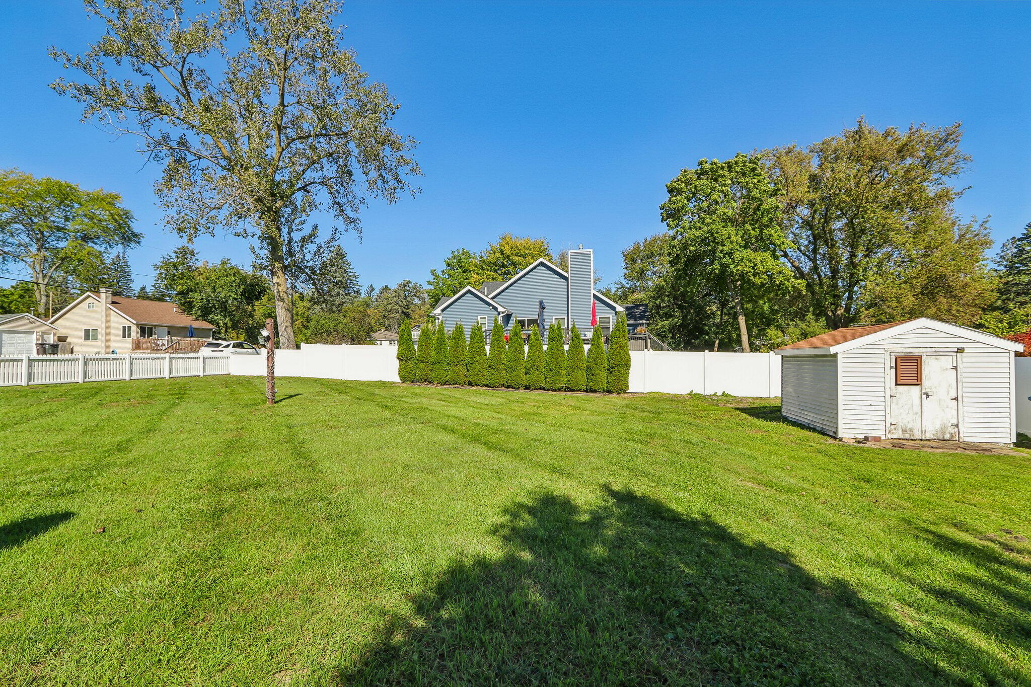 N3070 Tamarack Road Lake Geneva, WI 53147 - Photo 5 of 56 8-web-or-mls-N3070 Tamarack Rd-S0710-008