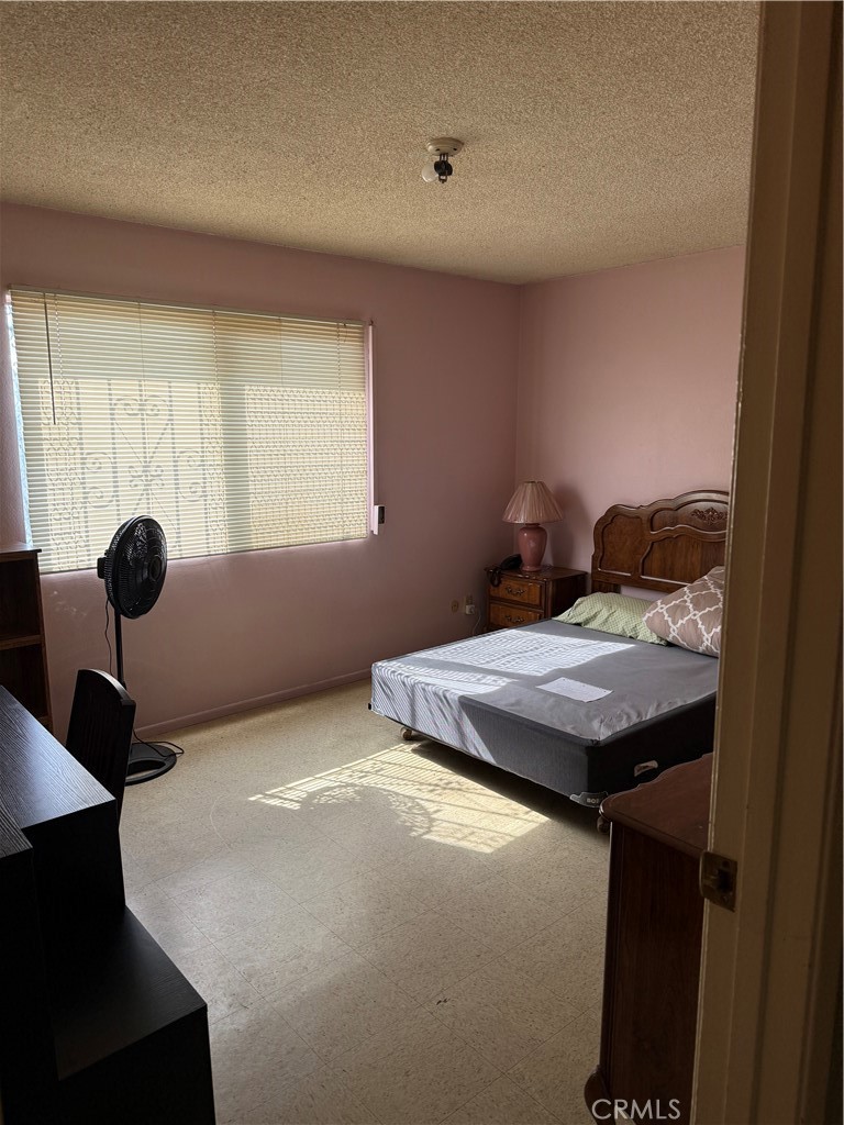 1813 West 151st Street Compton, CA 90220 - Photo 15 of 24