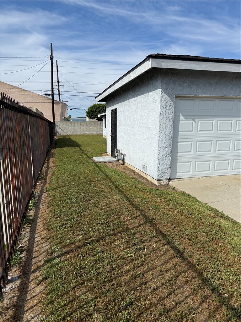 1813 West 151st Street Compton, CA 90220 - Photo 18 of 24