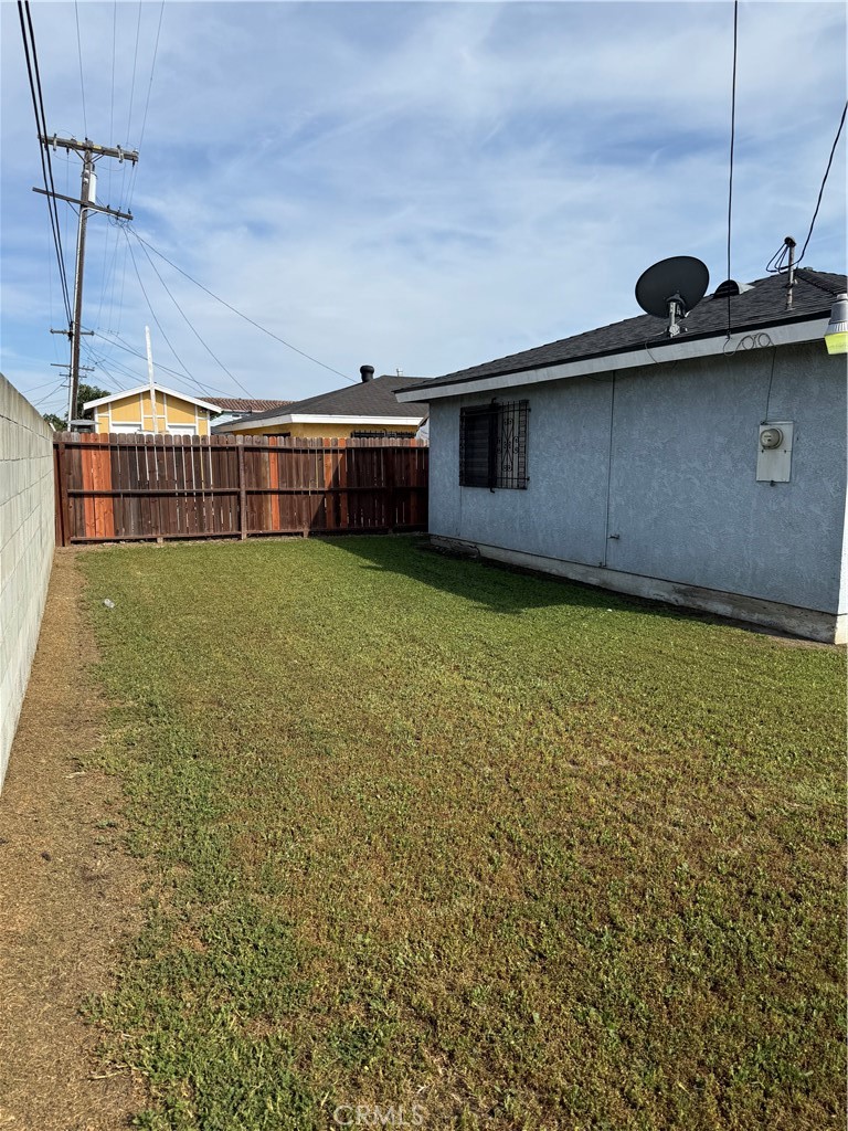 1813 West 151st Street Compton, CA 90220 - Photo 21 of 24